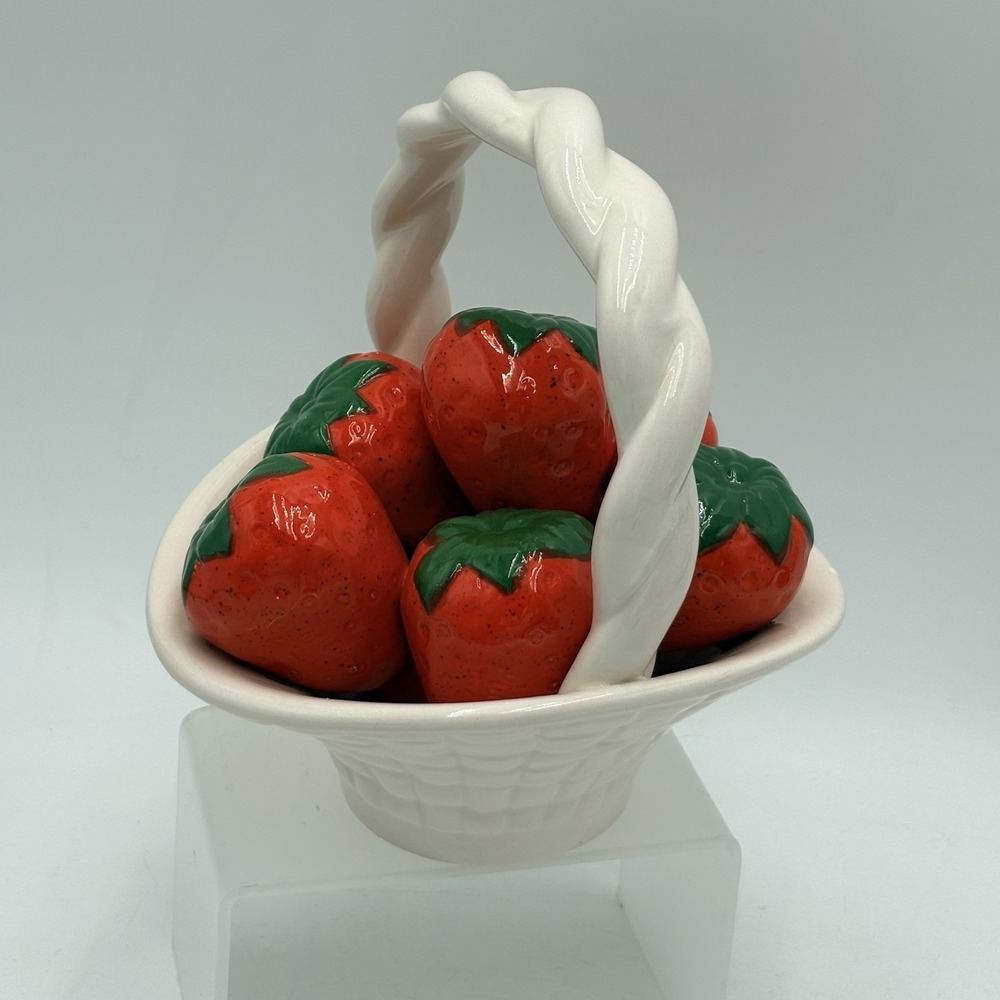 Vintage Handmade Ceramic Woven White Cream Basket Strawberries Cottage Kitchen